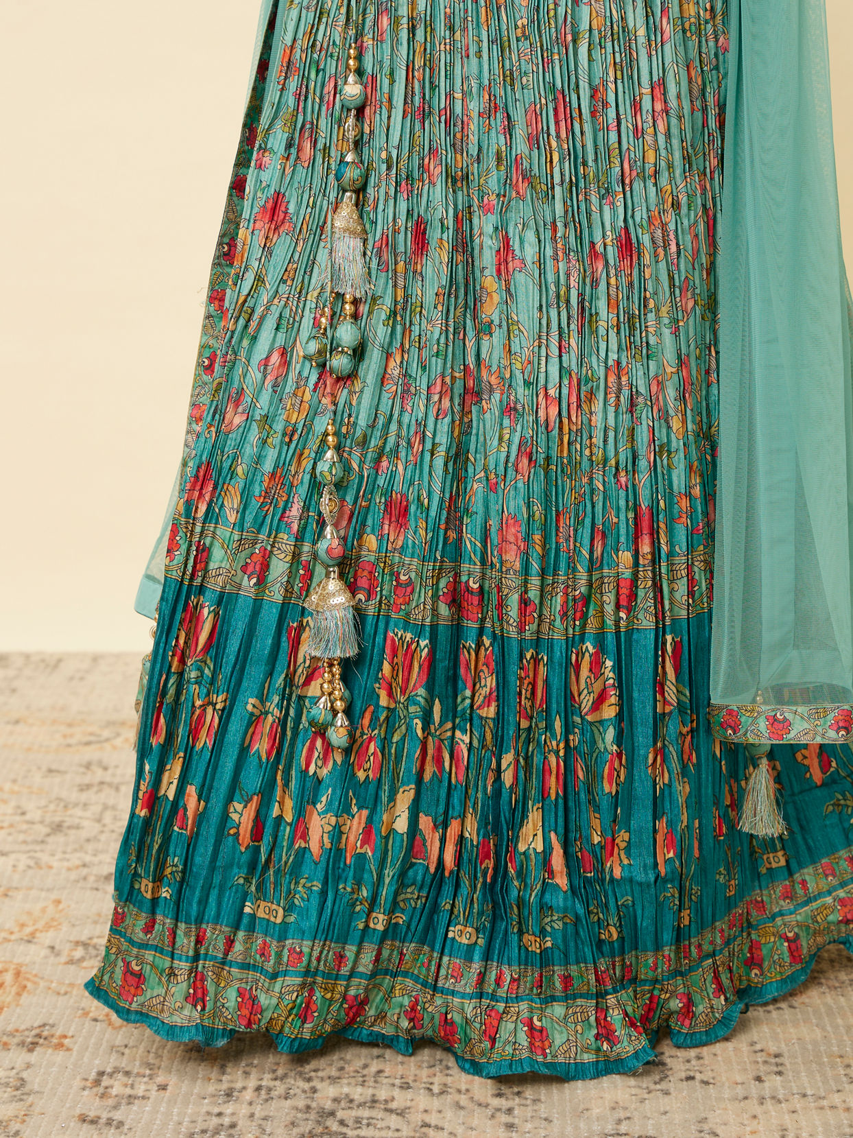 alt message - Mohey Women Sea Green Floral Printed Lehenga image number 4